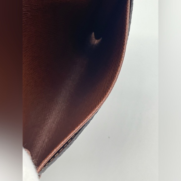 Louis Vuitton Monogram Card Case Wallet - Picture 8 of 11